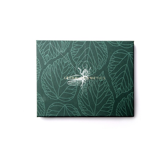 Lethal Cosmetics "Evergreen" eyeshadow palette - Picture 6 of 8